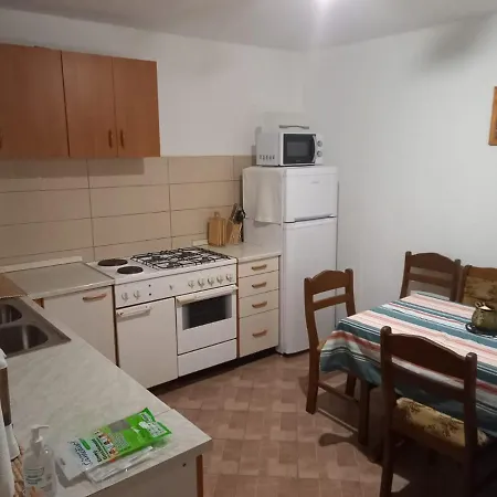 Old Town Apartment Murter